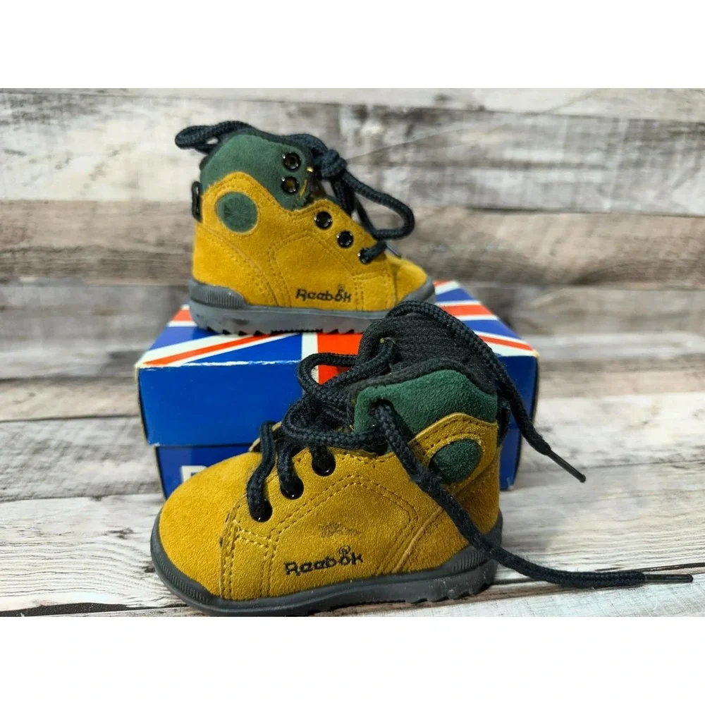 New Vintage Toddler Reebok Boots Brown Green‎ Size 2